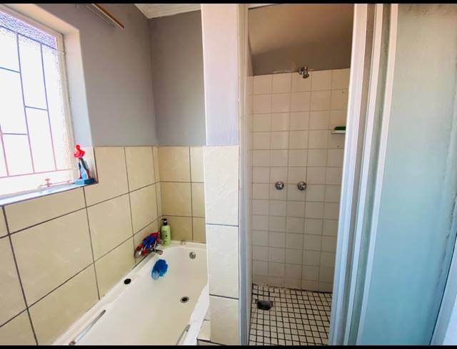 2 BEDROOM TOWNHOUSE FOR SALE IN ANNADALE